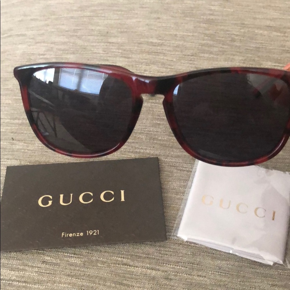 Gucci Sunglasses NWT